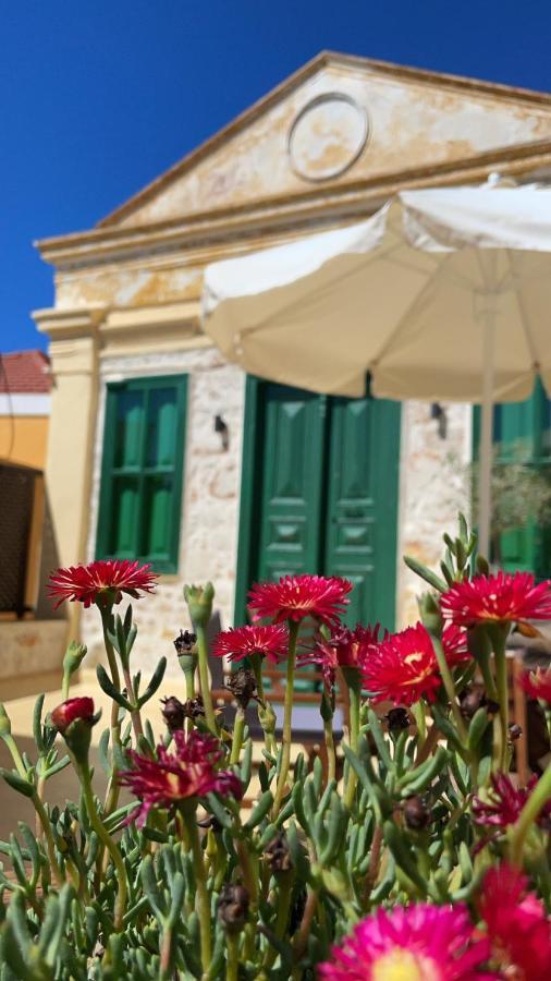 Hypate, Traditional Island Cottage Chalki Town 외부 사진