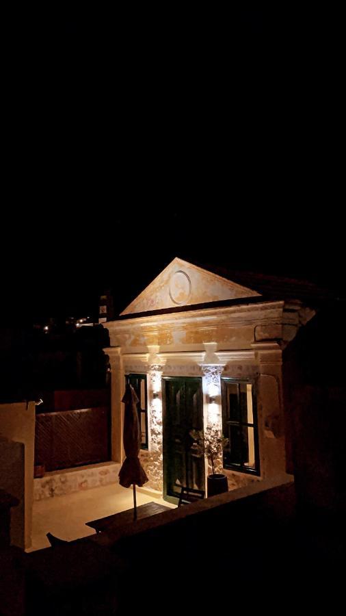 Hypate, Traditional Island Cottage Chalki Town 외부 사진