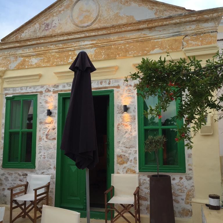 Hypate, Traditional Island Cottage Chalki Town 외부 사진