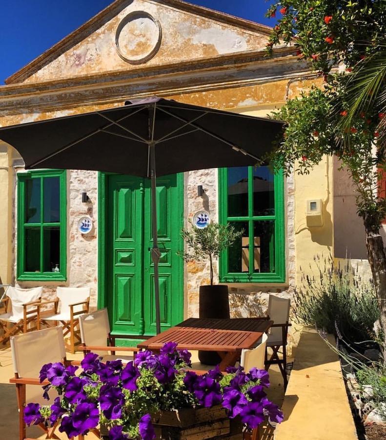 Hypate, Traditional Island Cottage Chalki Town 외부 사진